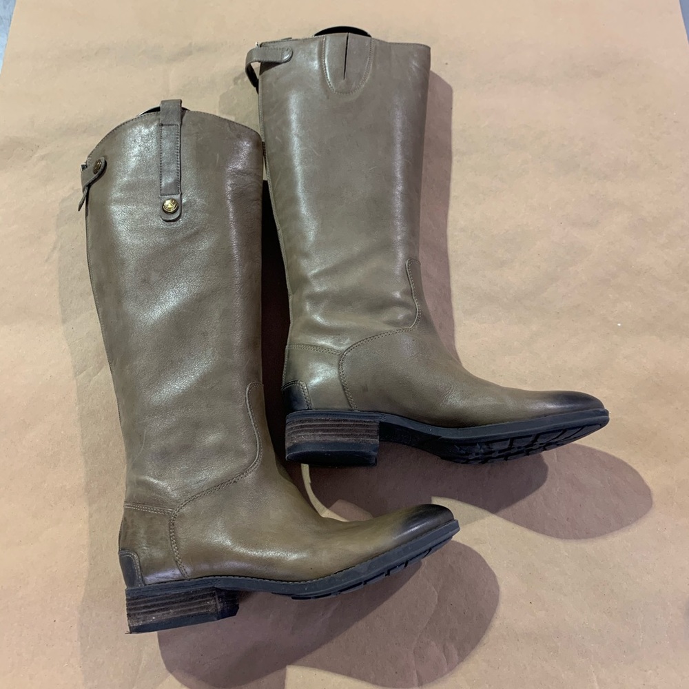 Riding boots